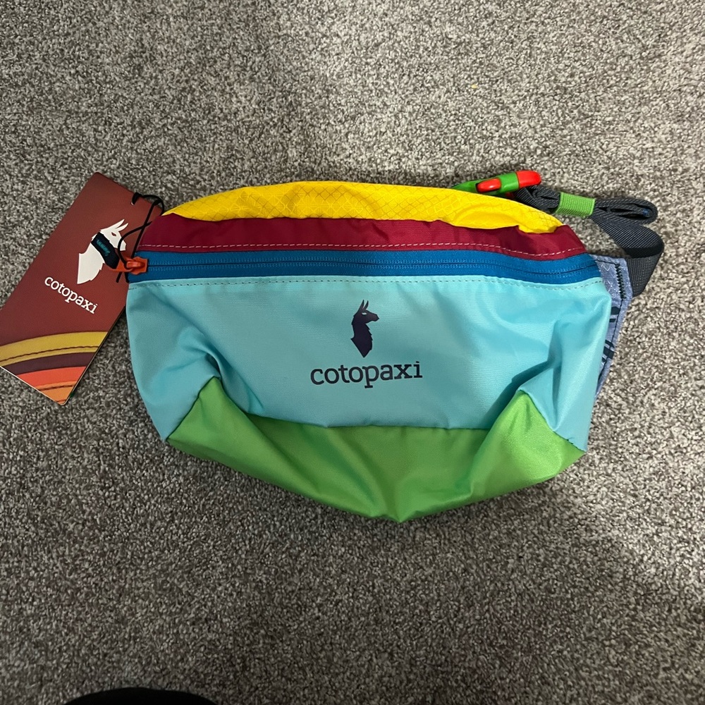 NWT Cotopaxi Fanny pack